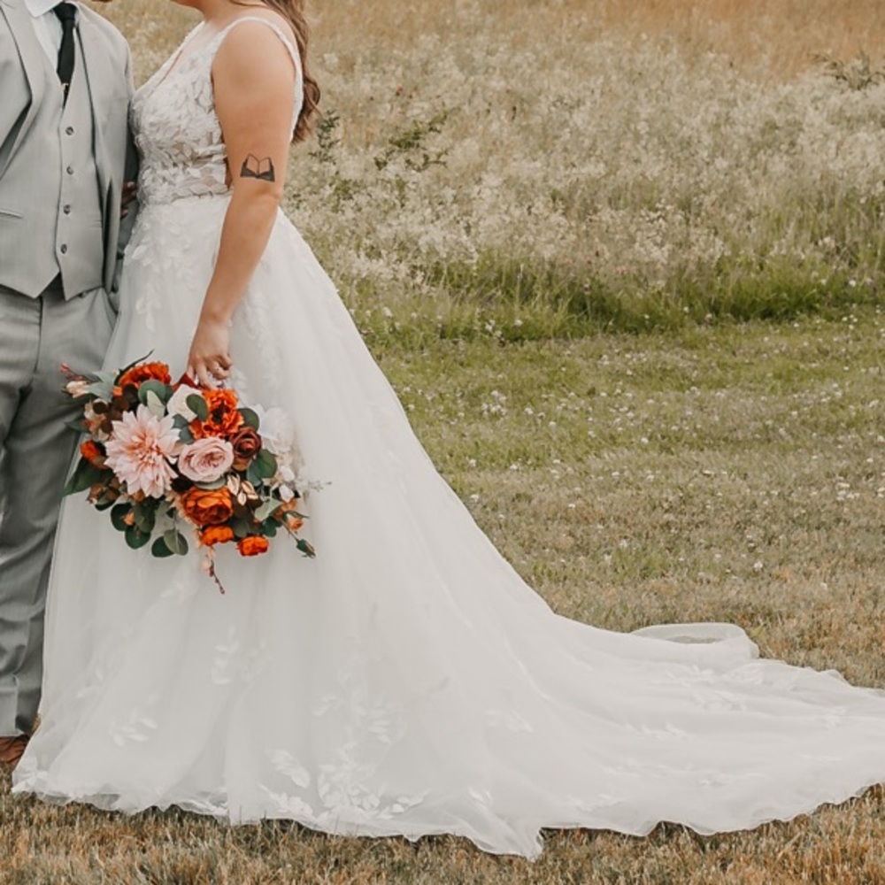 Essence of Australia wedding dress!
